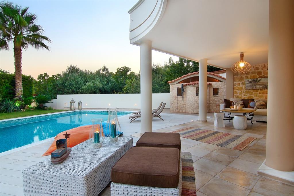 Luxury Villa Sea Melody ปาไลยาโฟไกยา ภายนอก รูปภาพ